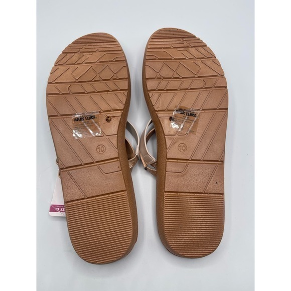 MUK LUKS Beige & Pearl Snake Embossed Criss Cross Strap About Town Sandal - Picture 5 of 8